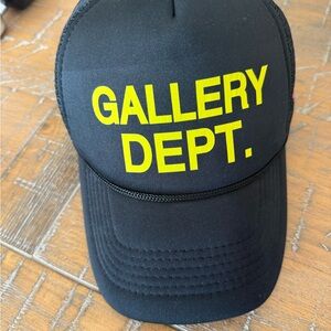 Gallery Dept. Black and Yellow Cap